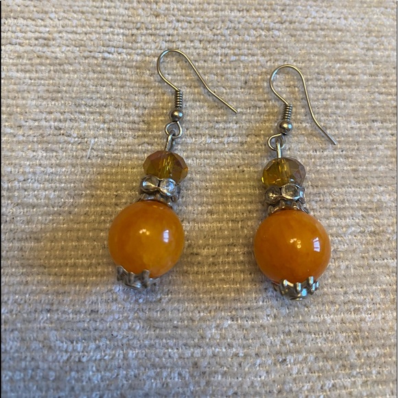 Beautiful and Colorful Earring Set - Picture 3 of 4